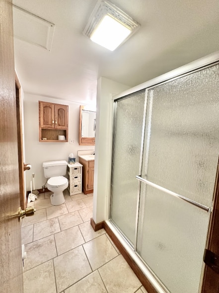 Building Photo - 1131 Cherry St