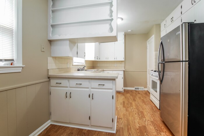 Building Photo - 10808 E 58 St