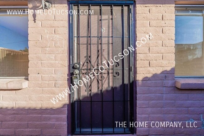 Building Photo - 2511 N Fontana Ave
