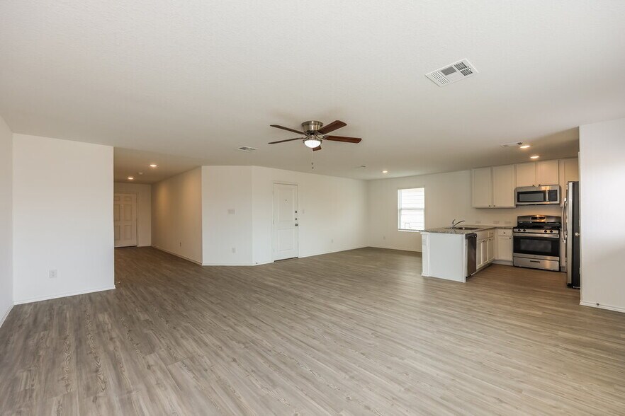 Building Photo - 6622 Morgan Cp