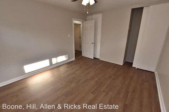 Building Photo - 3 br, 2 bath House - 733 Westwood Drive