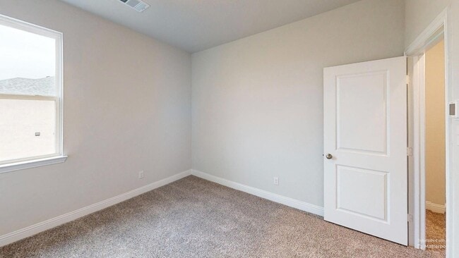 Building Photo - 3206 Cordelia Dr