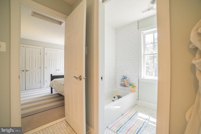 Building Photo - 3746 Spring Meadow Dr