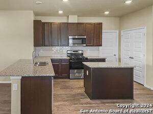 Building Photo - 2616 Gideon Ln