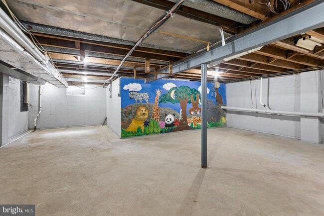 Building Photo - 2106 Largo Rd