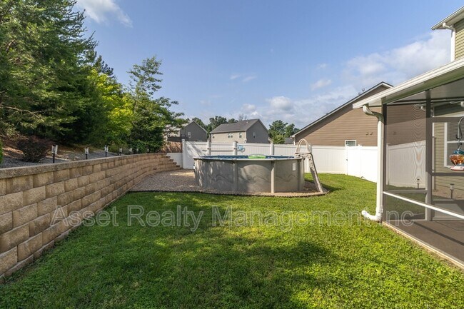 Building Photo - 1416 Madison Oaks Rd