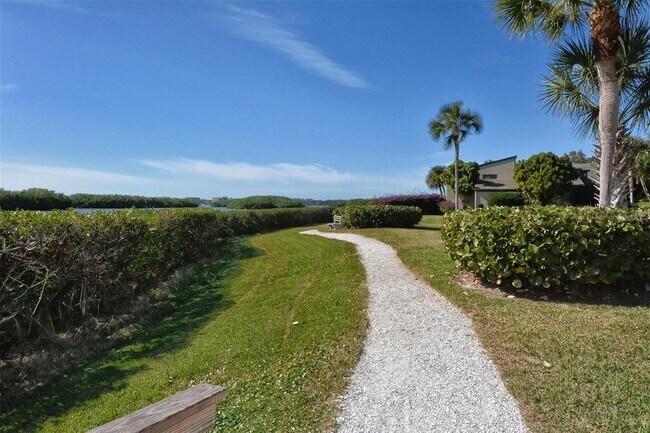 Building Photo - 1627 Boathouse Cir