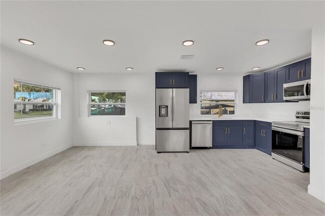 Building Photo - 1121 Illinois Ave