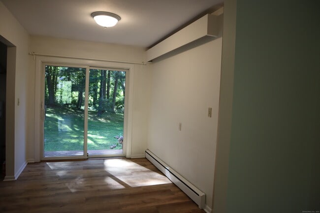 Building Photo - 151 Chestnut Ridge Rd