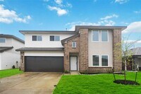 Building Photo - 303 William Ln