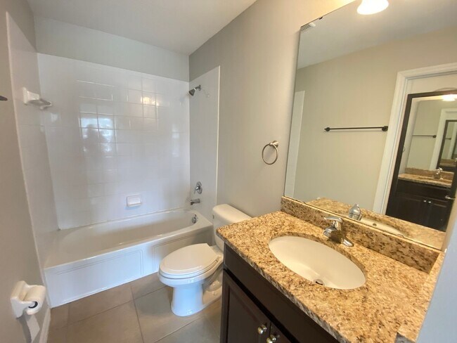 Building Photo - WINTER SPRINGS!  TUSCANY PLACE TOWNHOME - ...