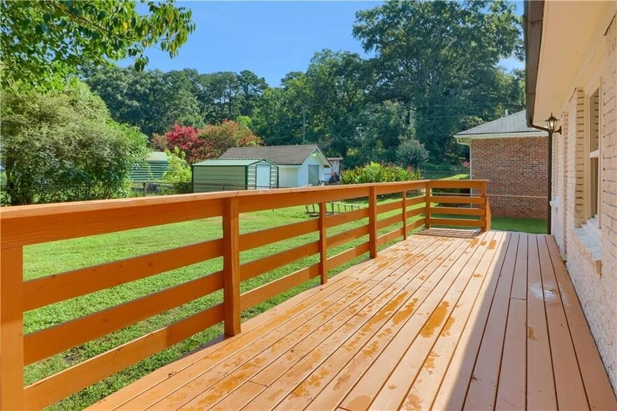 Building Photo - 776 Norwood Rd SE