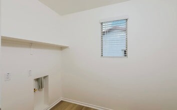 Building Photo - 4076 Sea Meadow Way
