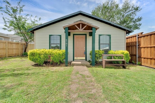 Building Photo - 6781 Half Main St