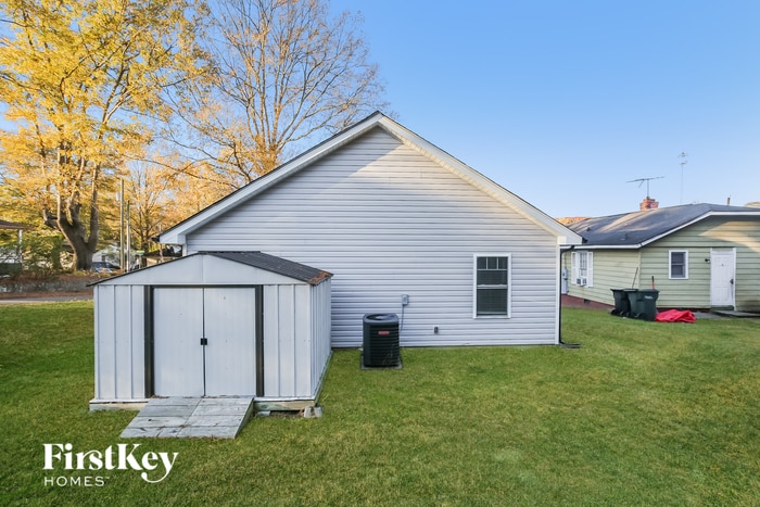 Building Photo - 244 Glenn St NW