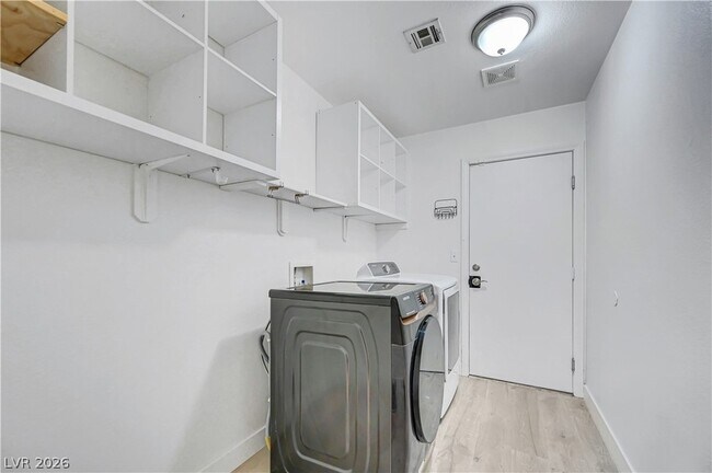 Building Photo - 7213 Elite Ct