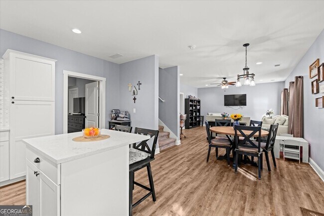 Building Photo - 141 Worthington Ln