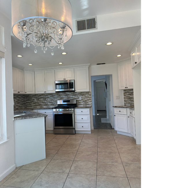 Building Photo - 122 Lakeridge Ln