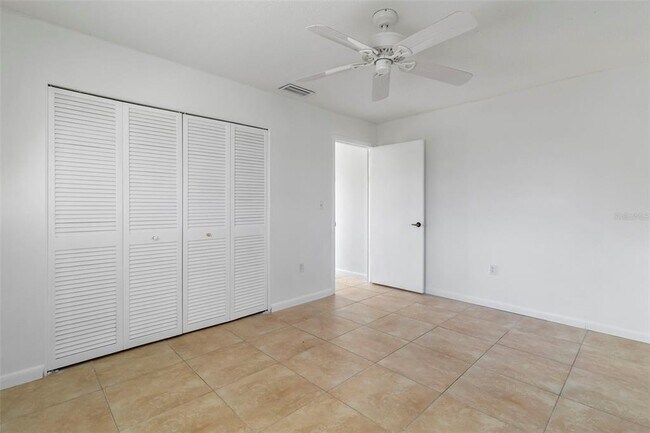 Building Photo - 1708 Claw Ct