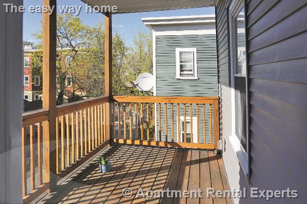 Building Photo - 17 Ashland St