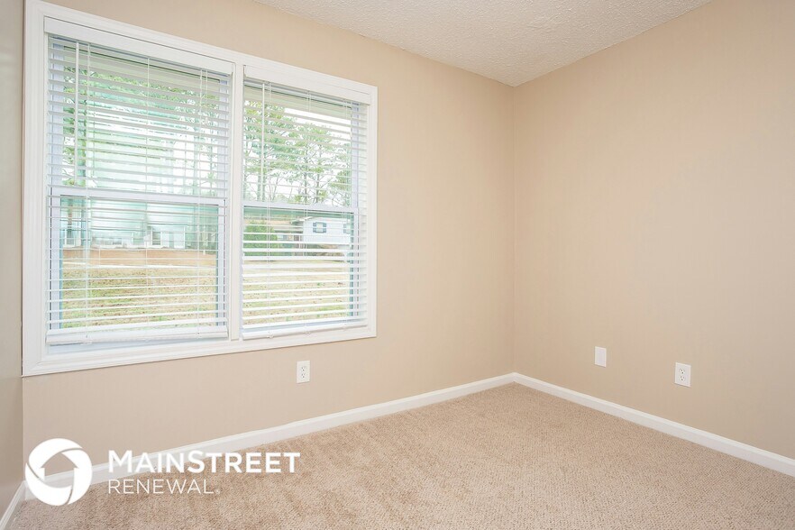 Building Photo - 141 Montego Cir