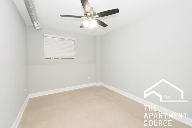 Building Photo - 4117 S Michigan Ave