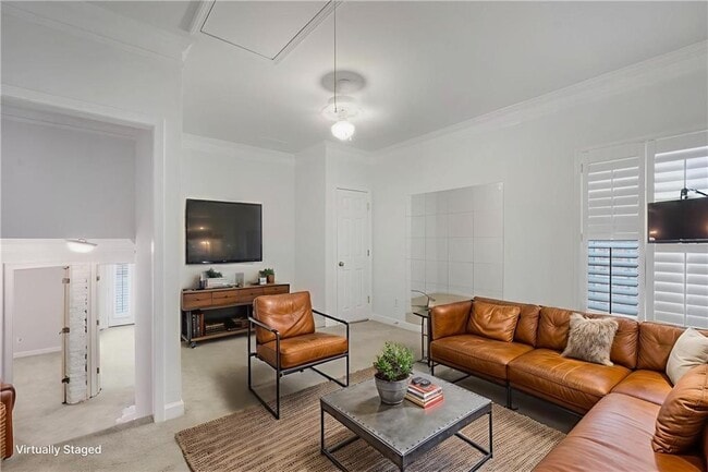Building Photo - 3405 Regent Pl SW