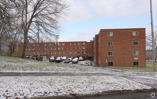 Building Photo - Crestview Apartments