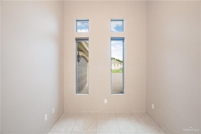 Building Photo - 37 N 45th St