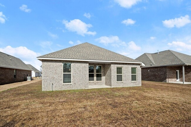 Building Photo - 38405 Parliament Dr