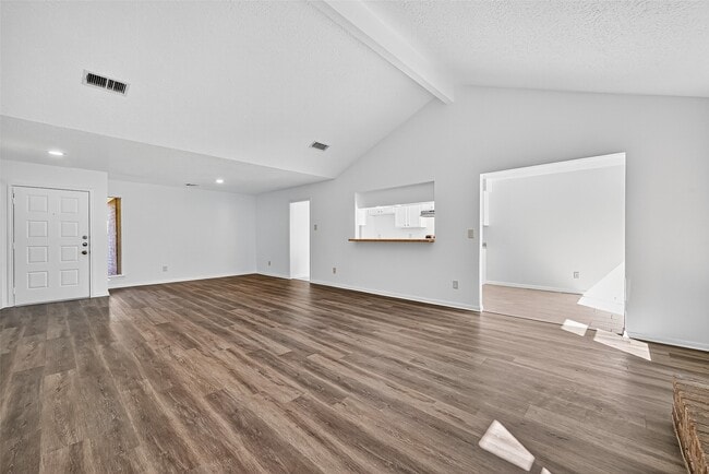 Building Photo - 4422 Wee Lassie Ln