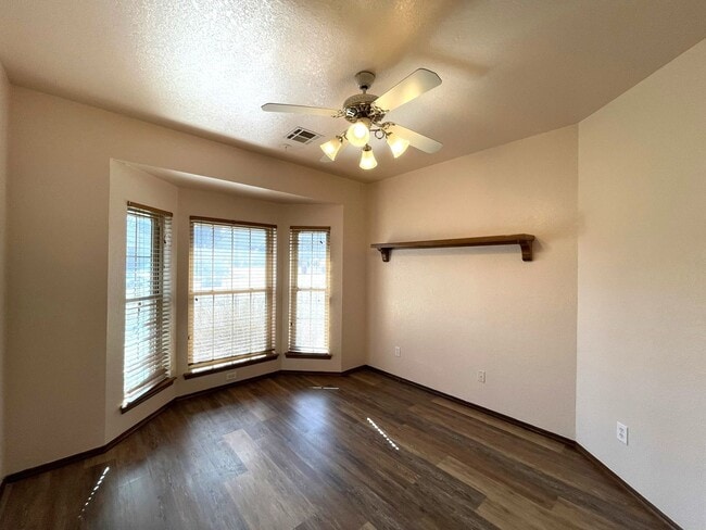 Building Photo - 12409 Hastings Rd