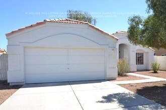 Building Photo - 2703 N 87th Ave