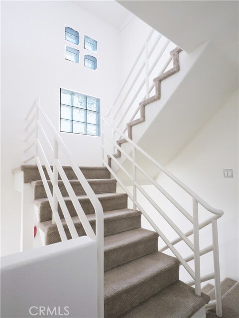 Building Photo - 440 Marine Pl