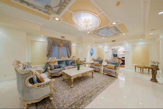 Building Photo - NO MIN CREDIT SCORE REQUIRED, BK OKAY, PAST EVICTION OKAY!, BACKGROUND FRIENDLY. Apply at "The Re...