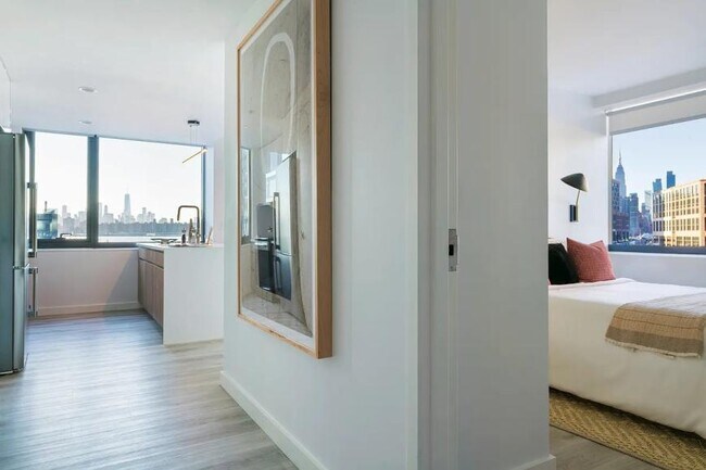 Building Photo - 4 bedroom in BROOKLYN NY 11222