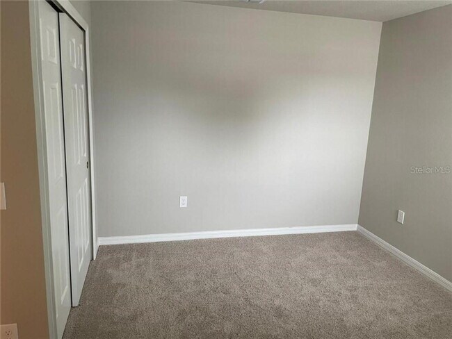 Building Photo - Amazing energy-efficient townhome for rent!