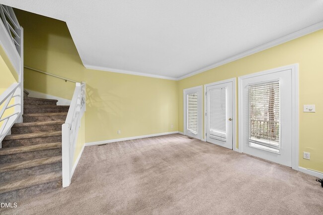 Building Photo - 6115 Highcastle Ct