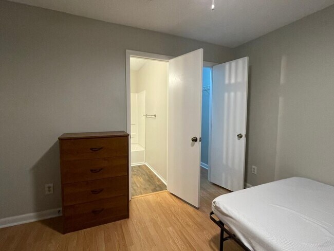 Bathroom and Walk-in Closet - 1221 University Ct