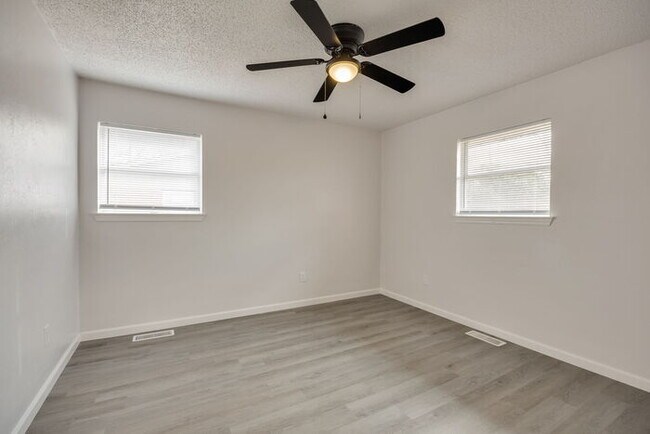 Building Photo - 1452 NW 91st St