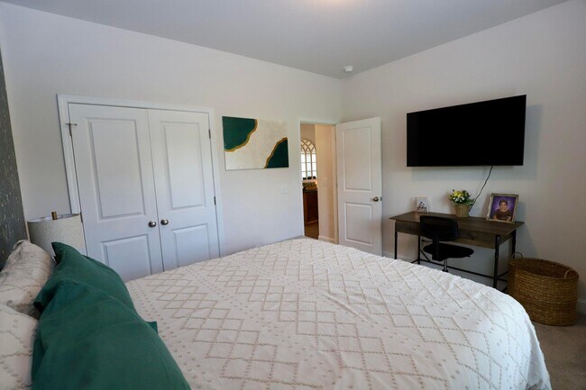 Building Photo - 835 Curlew Cir