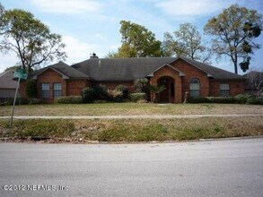 Building Photo - 11864 Coastal Ln W