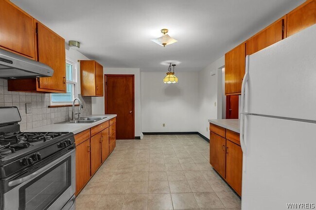 Building Photo - 51 Marrano Dr