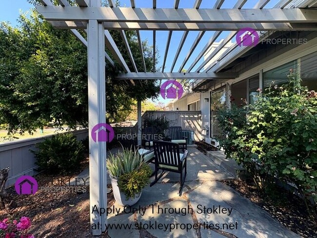 Building Photo - 2109 Presidio Ct