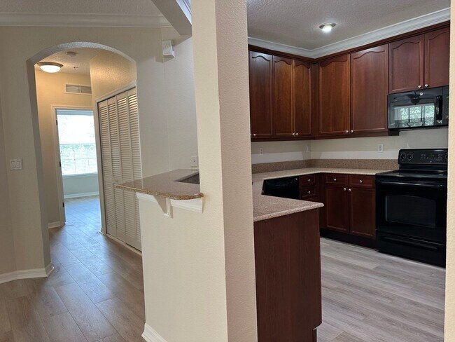 Building Photo - Comfortable and Spacious 3 bedroom 2 Bath ...