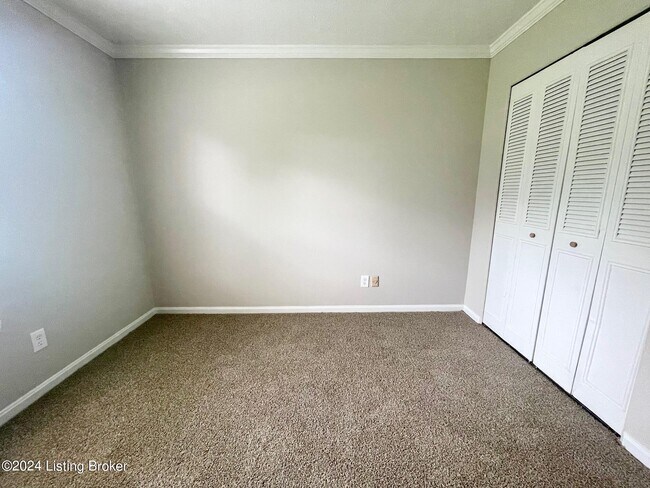 Building Photo - 3308 Conway Ct