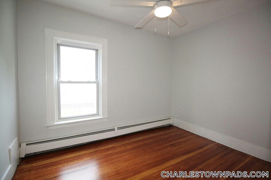 Building Photo - 12 Albion Pl