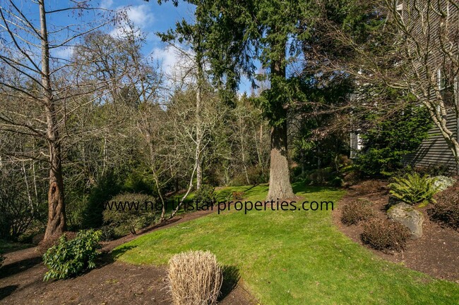 Building Photo - Stunning Home in Hidden Creek