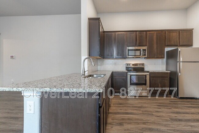 Building Photo - 614 Ashers Pl