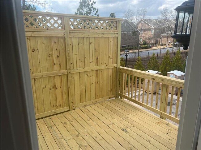 Building Photo - 4400 Sims Park Pl.